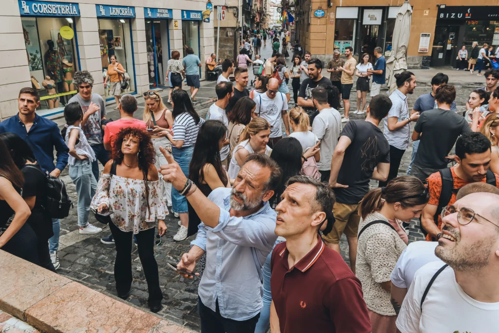 Juego de escape urbano para team building premium