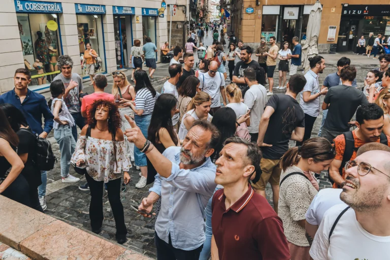 Juego de escape urbano para team building premium